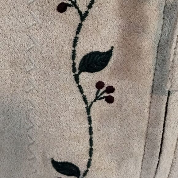 "Northern Reflections" woman's vest  - Picture 5 of 8